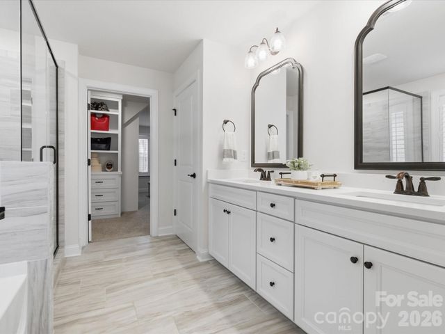 2204 Skybrook Oaks Drive, Huntersville, NC 28078