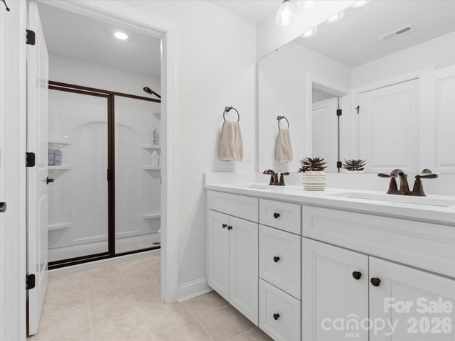 2204 Skybrook Oaks Drive, Huntersville, NC 28078