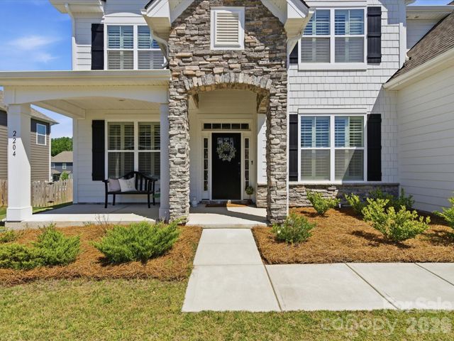 2204 Skybrook Oaks Drive, Huntersville, NC 28078