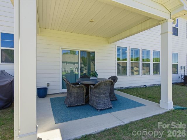 2204 Skybrook Oaks Drive, Huntersville, NC 28078