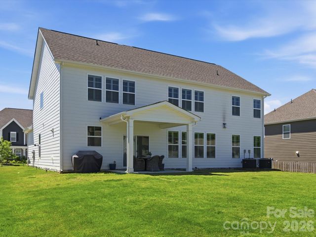 2204 Skybrook Oaks Drive, Huntersville, NC 28078