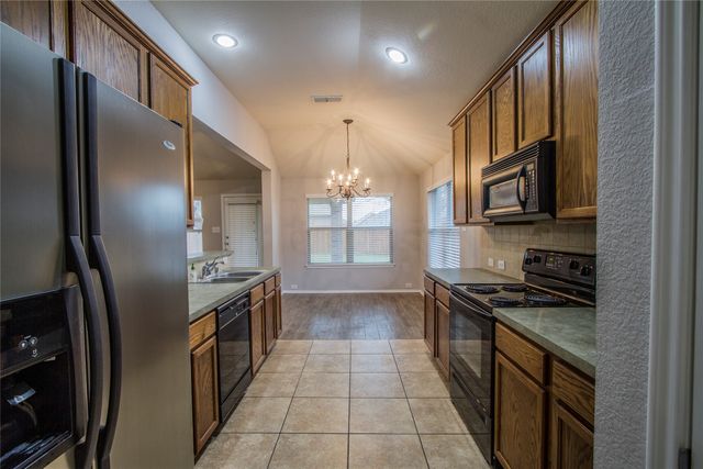 8960 Riscky Trail, Fort Worth, TX 76244