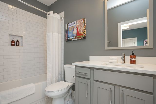 1737 Pecan St Unit 3, Nashville, TN 37208