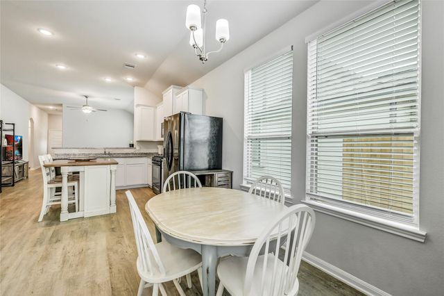 1183 Bluebonnet Trail, Bellville, TX 77418