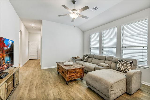 1183 Bluebonnet Trail, Bellville, TX 77418