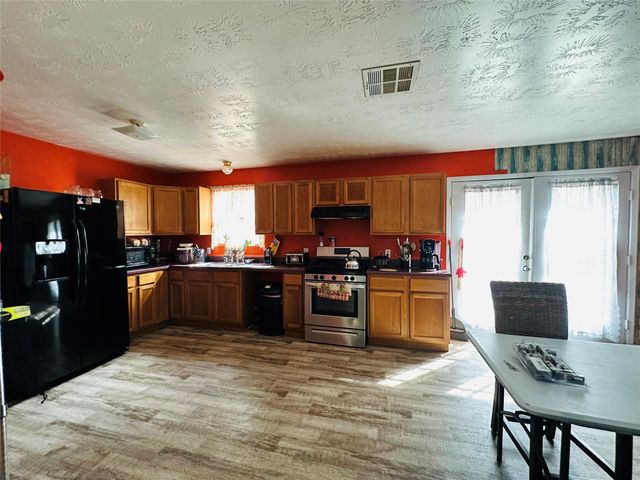 290 Humbird, Cleveland, TX 77328