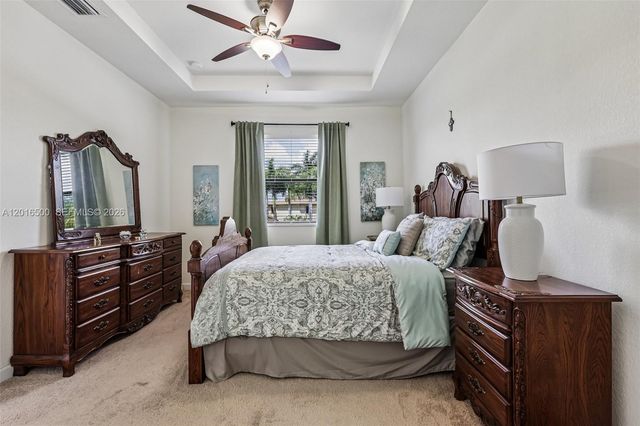 284 SE 37th Ter, Homestead, FL 33033