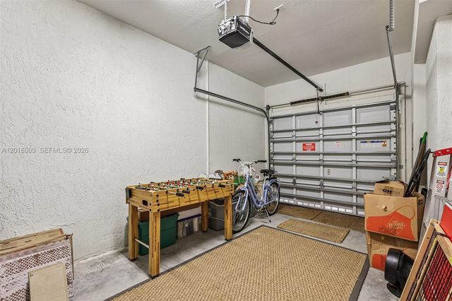 284 SE 37th Ter, Homestead, FL 33033