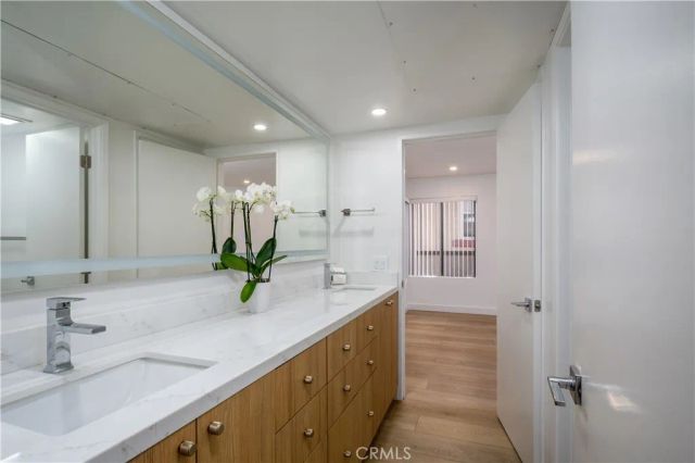 35 Linden, Long Beach, CA 90802