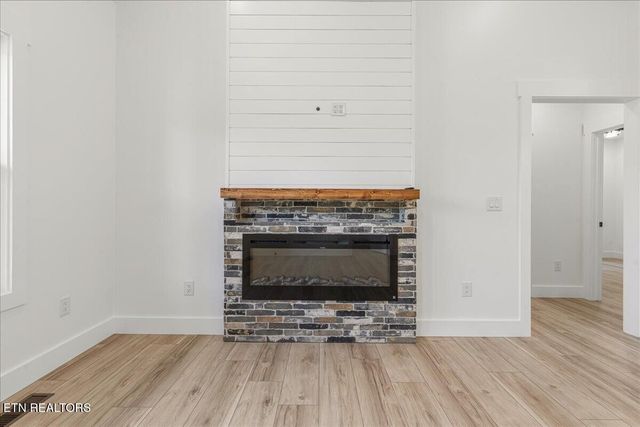 225 Summit Rd, Madisonville, TN 37354