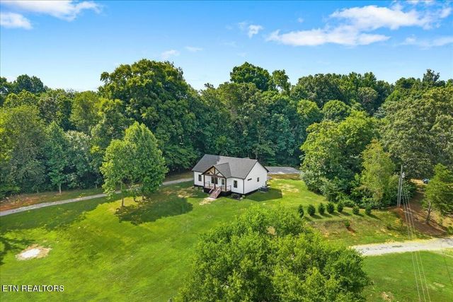 225 Summit Rd, Madisonville, TN 37354