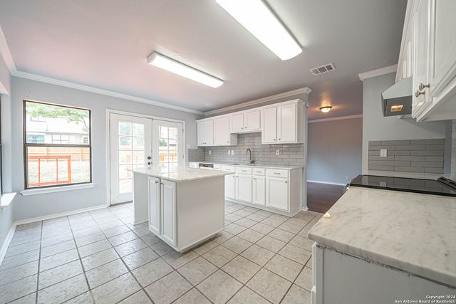 2207 OPAL CREEK DR, San Antonio, TX 78232