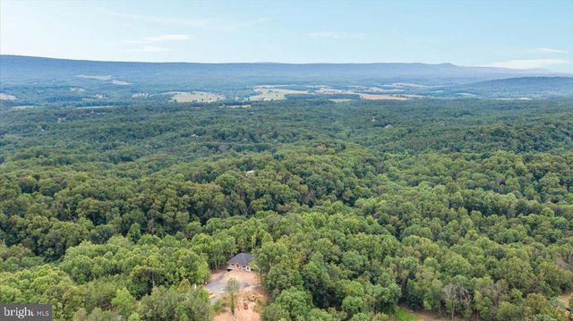 405 TEARDROP TRAIL, Gerrardstown, WV 25420