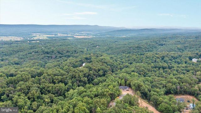 405 TEARDROP TRAIL, Gerrardstown, WV 25420