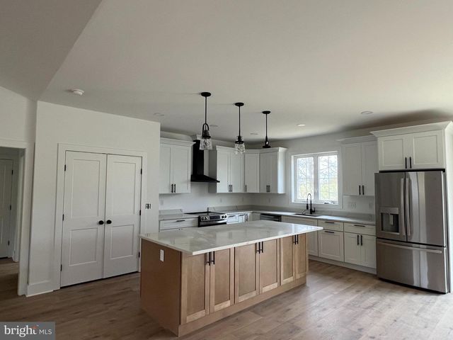405 TEARDROP TRAIL, Gerrardstown, WV 25420