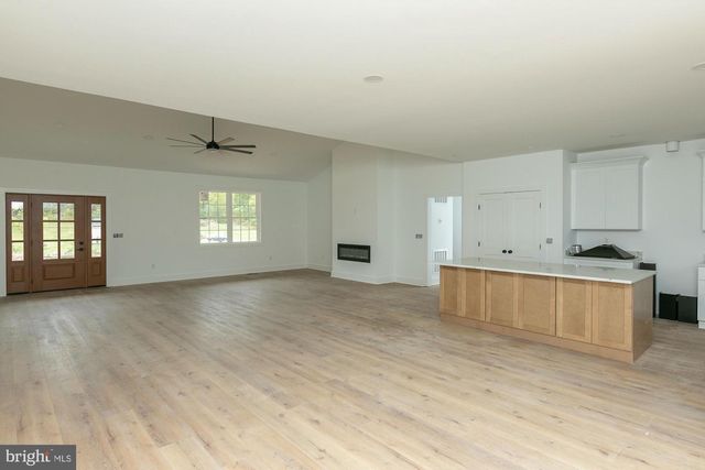405 TEARDROP TRAIL, Gerrardstown, WV 25420
