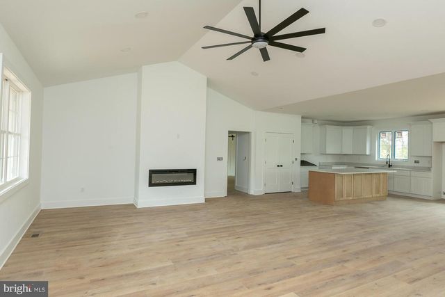 405 TEARDROP TRAIL, Gerrardstown, WV 25420