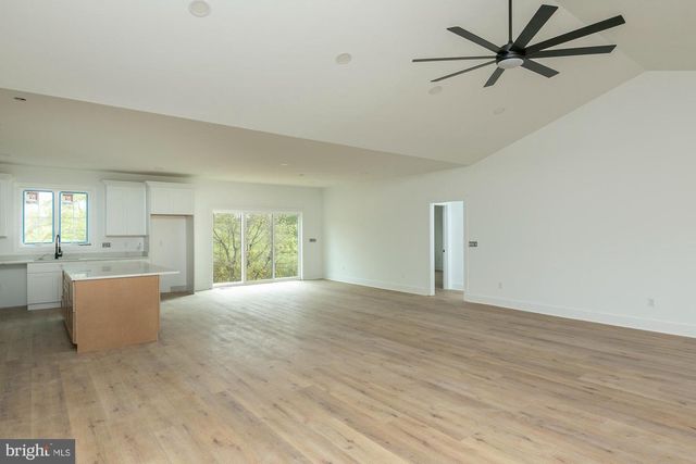 405 TEARDROP TRAIL, Gerrardstown, WV 25420