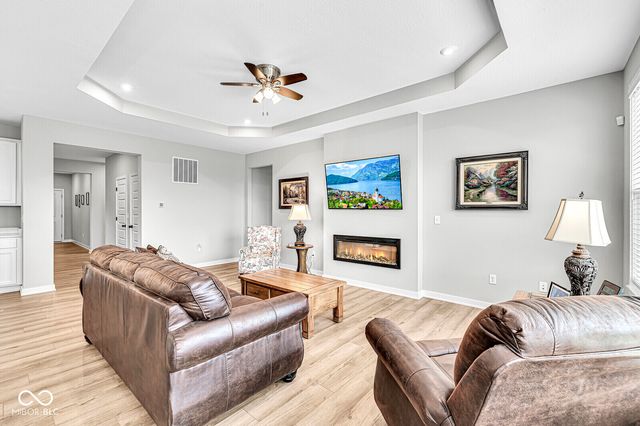 778 Oakleaf, Greenfield, IN 46140