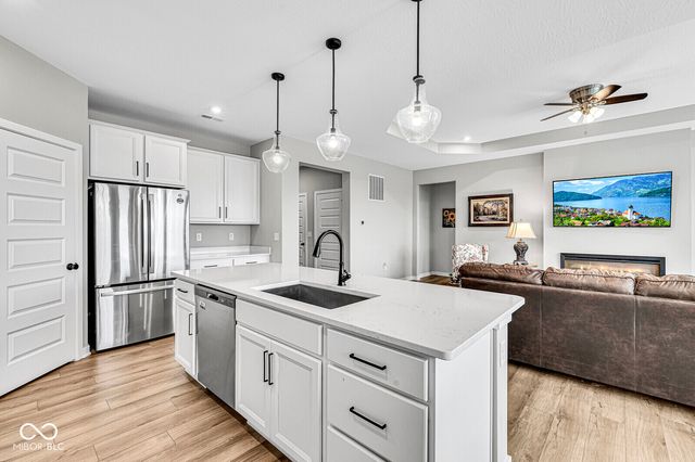778 Oakleaf, Greenfield, IN 46140