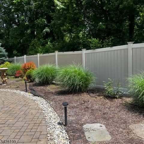 35 Waughaw Rd, Montville Twp., NJ 07082