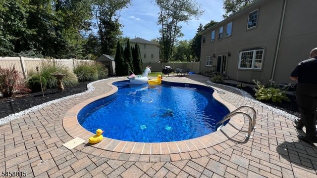 35 Waughaw Rd, Montville Twp., NJ 07082