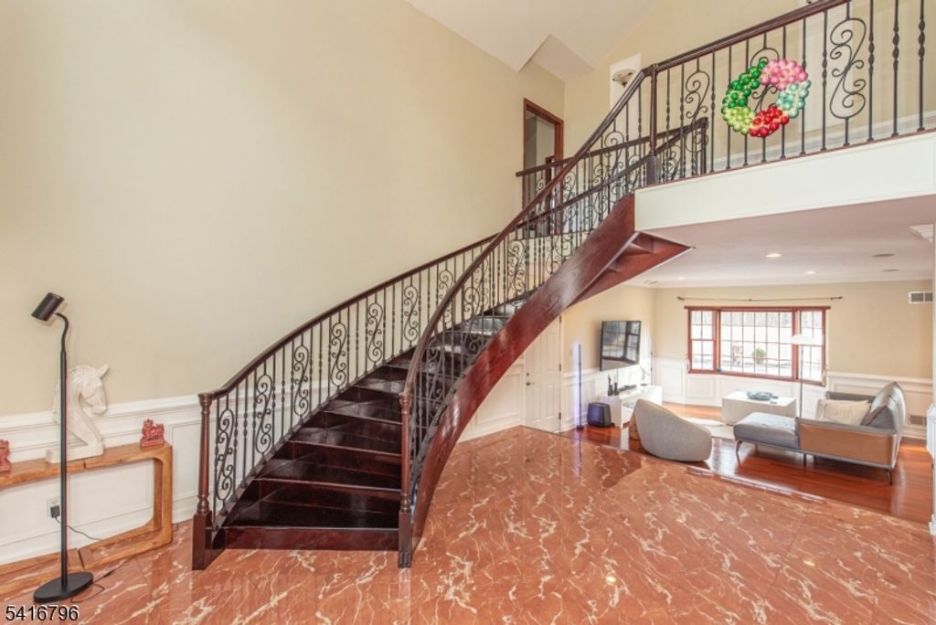 35 Waughaw Rd, Montville Twp., NJ 07082 — photo 3