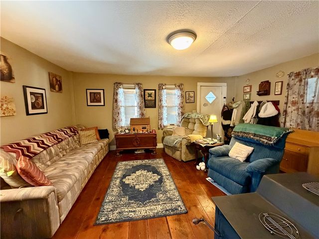 917 County Road 16, Orange, NY 14812