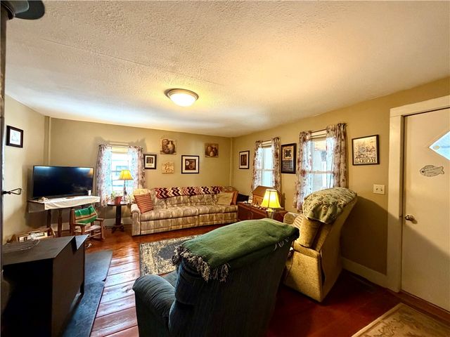 917 County Road 16, Orange, NY 14812