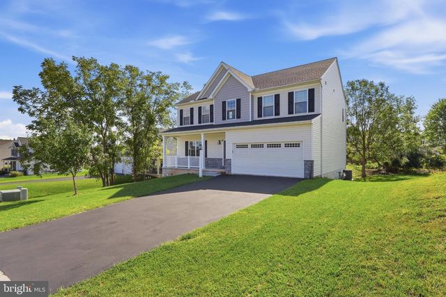 160 PAYNE DR, Mount Wolf, PA 17347
