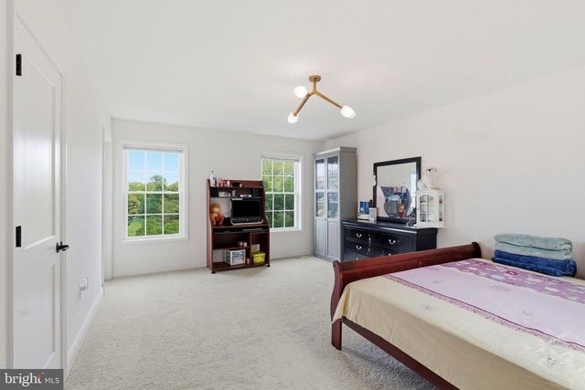 160 PAYNE DR, Mount Wolf, PA 17347