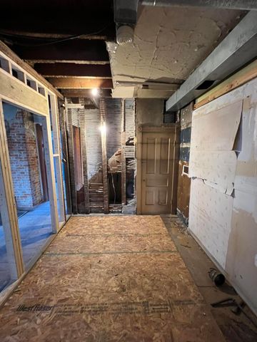 218 Granville Street, Newark, OH 43055