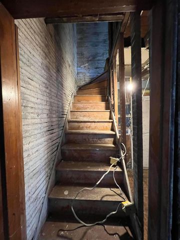 218 Granville Street, Newark, OH 43055