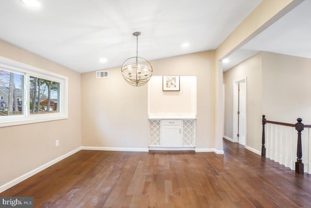 6212 LONG MEADOW DR, Sykesville, MD 21784