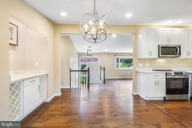 6212 LONG MEADOW DR, Sykesville, MD 21784