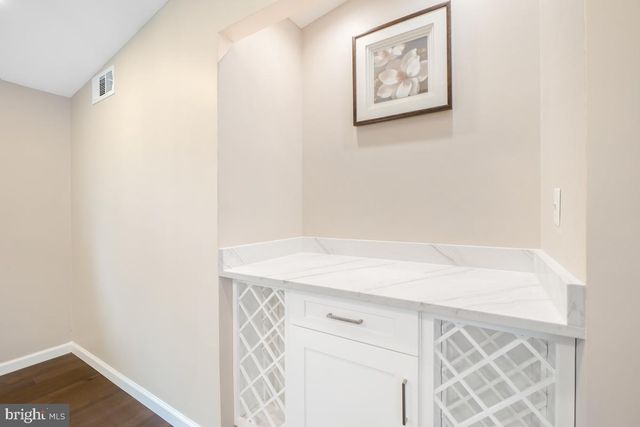 6212 LONG MEADOW DR, Sykesville, MD 21784