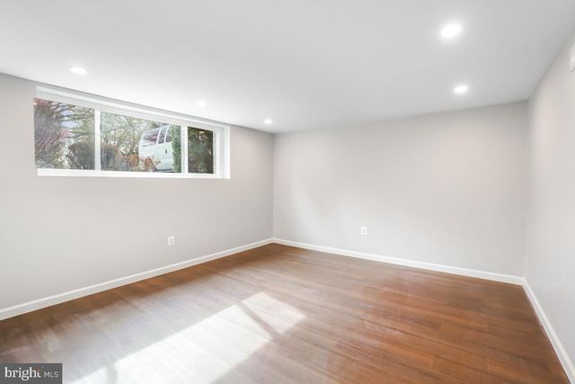 6212 LONG MEADOW DR, Sykesville, MD 21784