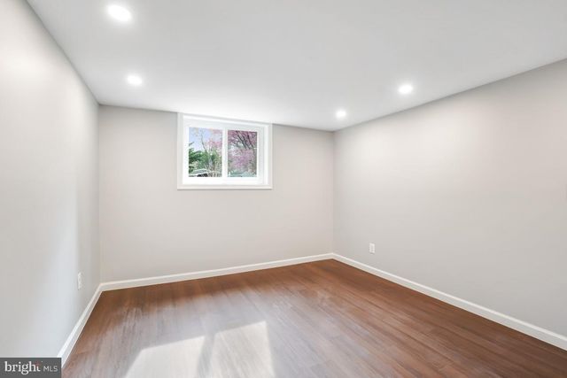 6212 LONG MEADOW DR, Sykesville, MD 21784