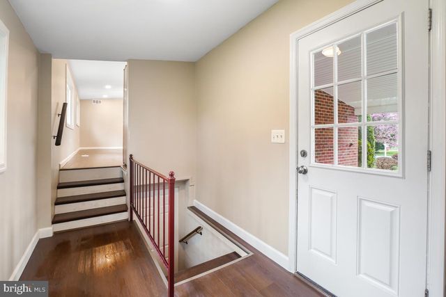 6212 LONG MEADOW DR, Sykesville, MD 21784