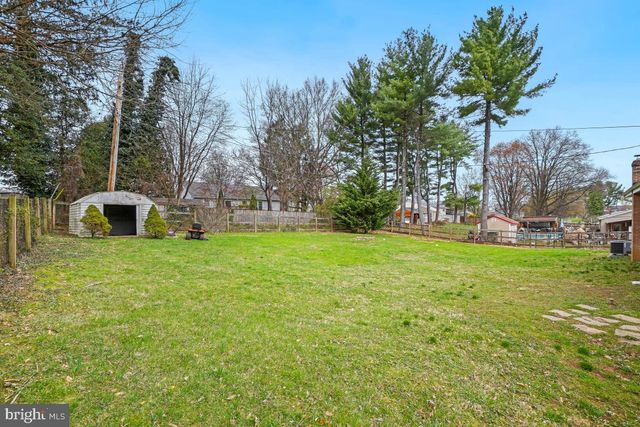 6212 LONG MEADOW DR, Sykesville, MD 21784