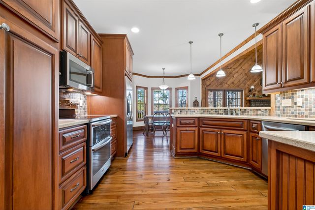 1035 TARA DRIVE, Chelsea, AL 35051