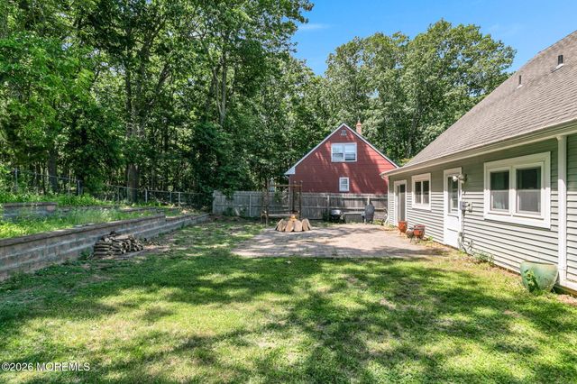 35 Lisa Drive, Hazlet, NJ 07730