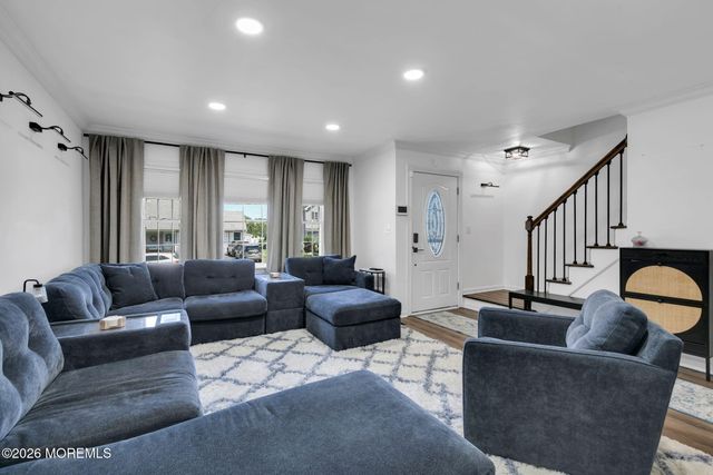 35 Lisa Drive, Hazlet, NJ 07730