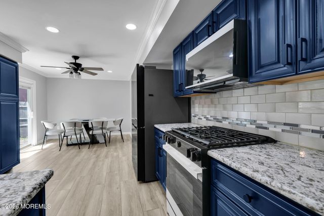 35 Lisa Drive, Hazlet, NJ 07730