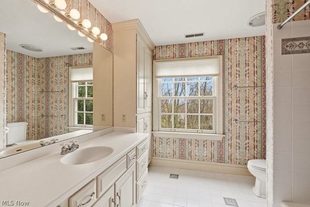 2200 Tinkham Road, Akron, OH 44313
