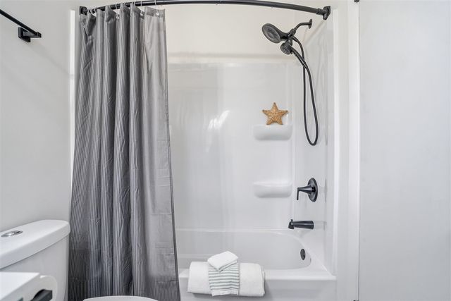 605 Coolidge Avenue, Kalamazoo, MI 49006