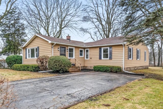 605 Coolidge Avenue, Kalamazoo, MI 49006