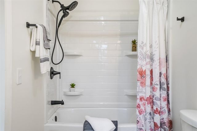 605 Coolidge Avenue, Kalamazoo, MI 49006