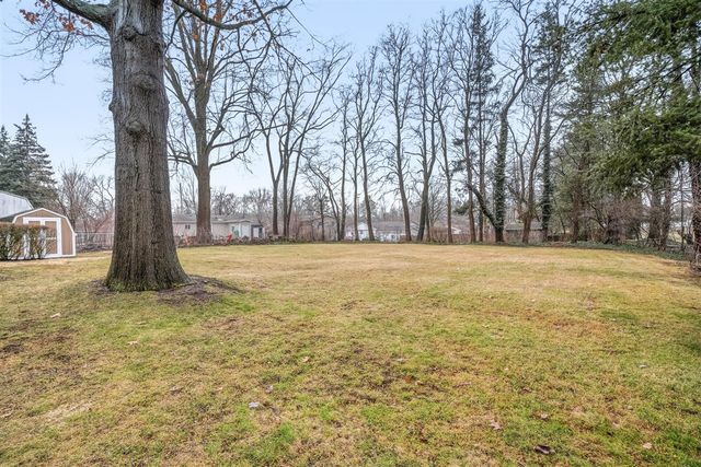 605 Coolidge Avenue, Kalamazoo, MI 49006