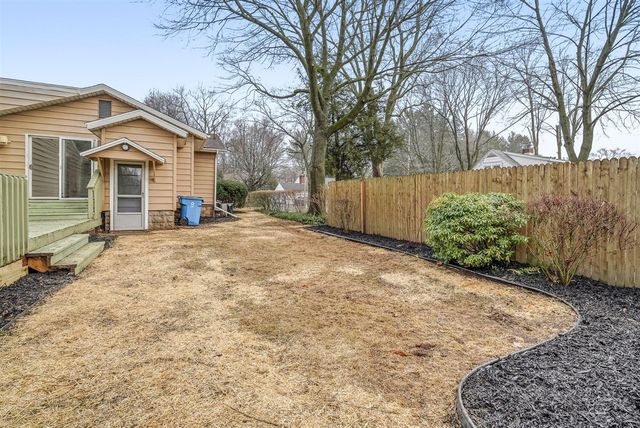 605 Coolidge Avenue, Kalamazoo, MI 49006